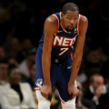 杜兰特申请交易,NBA格局巨变，超级巨星去向引发热议”